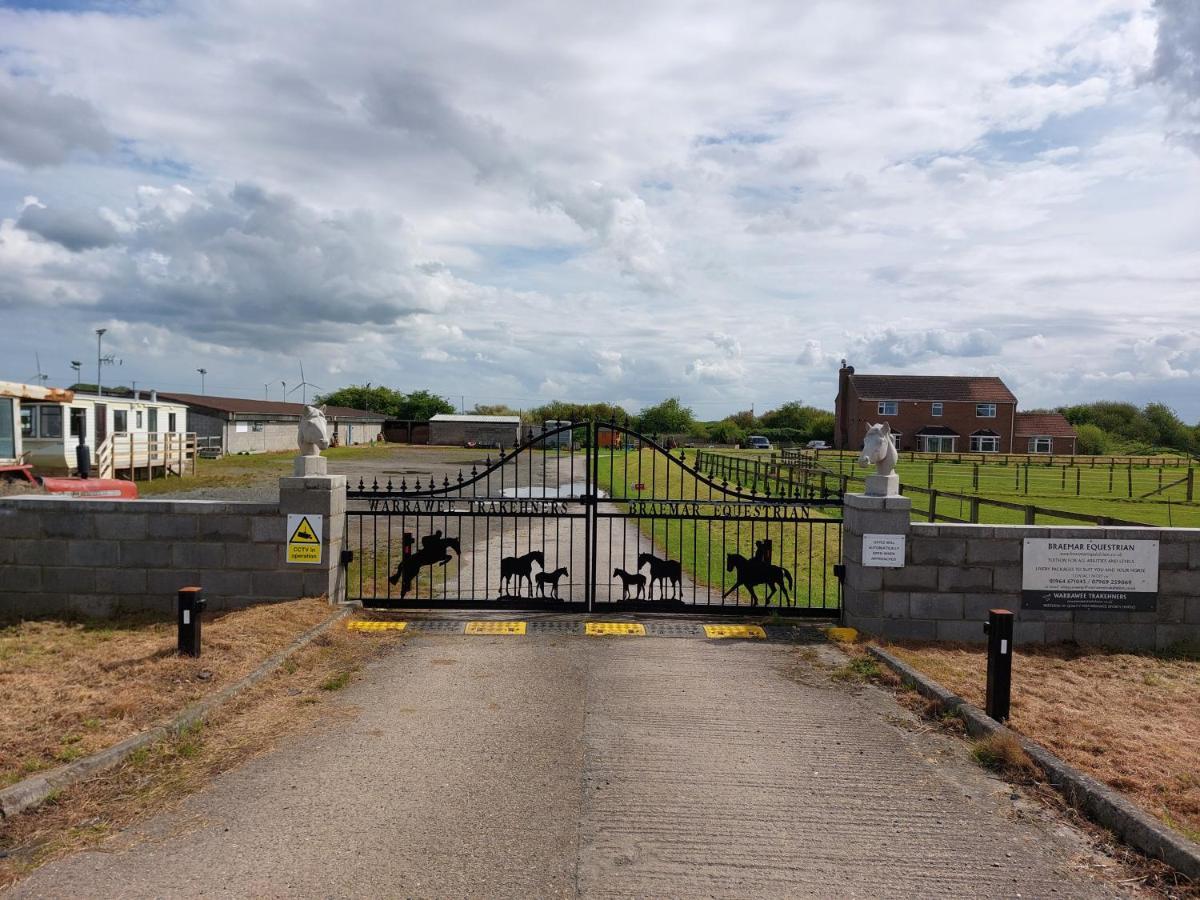 Braemar Equestrian, East Riding Of Yorkshire Hotel Burton Pidsea Exterior photo